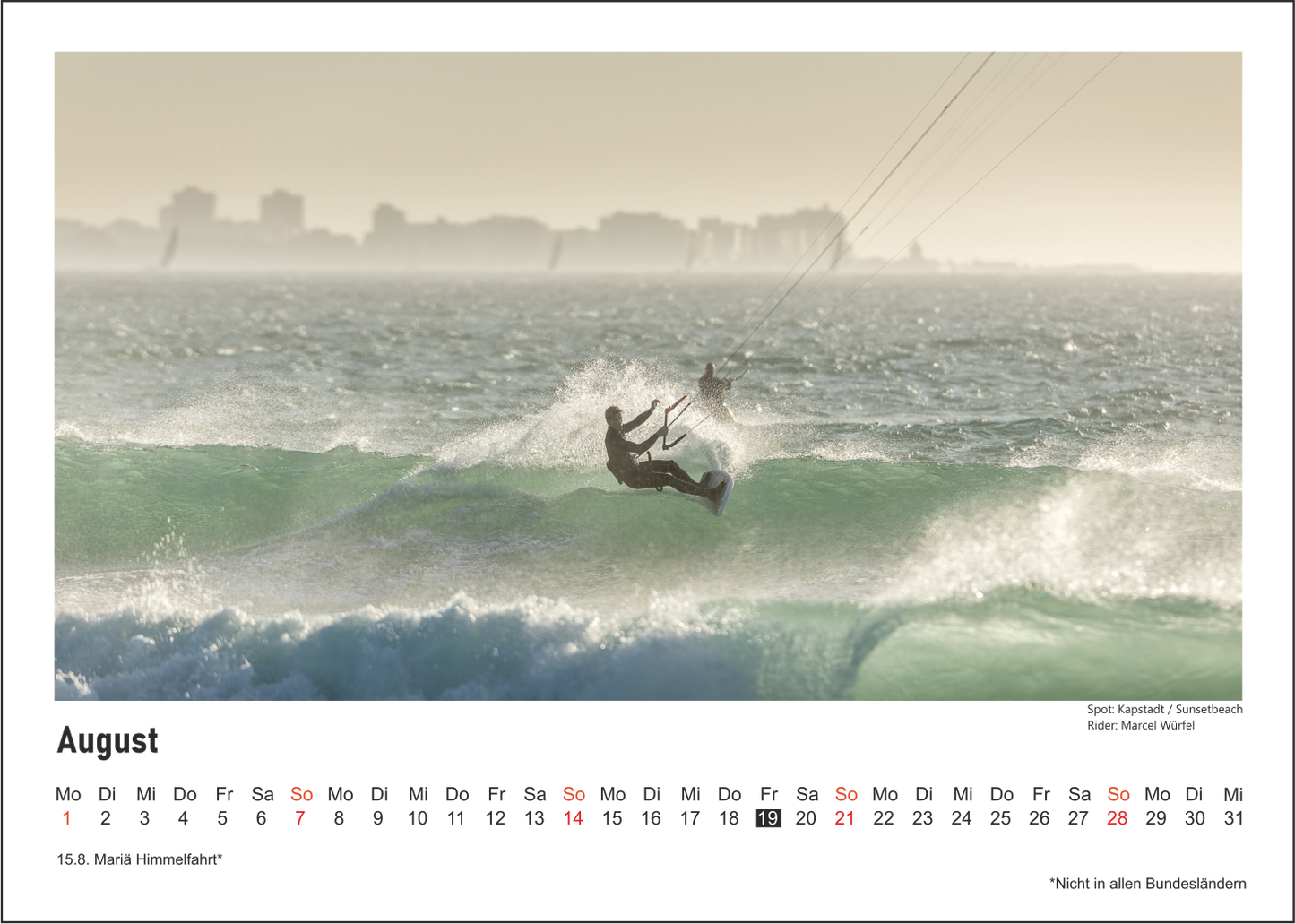 Kitesurfkalender 2022 by meerlicht-photography and stokedmagazin